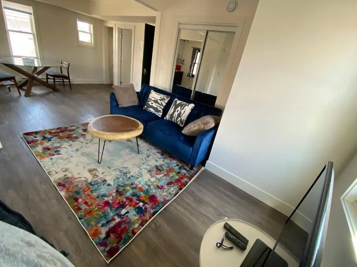 Historical Building 1Br 1Ba Walk To Rogers Place Edmonton